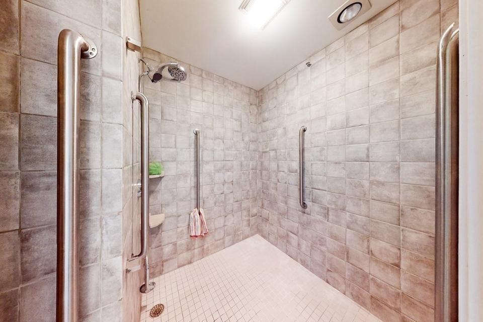  1 Seal Harbor Rd #101, Winthrop, MA 02152 photo 11
