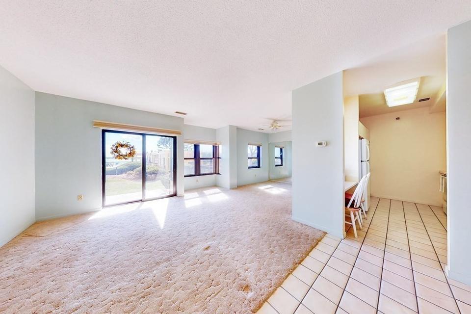  1 Seal Harbor Rd #101, Winthrop, MA 02152 photo 3