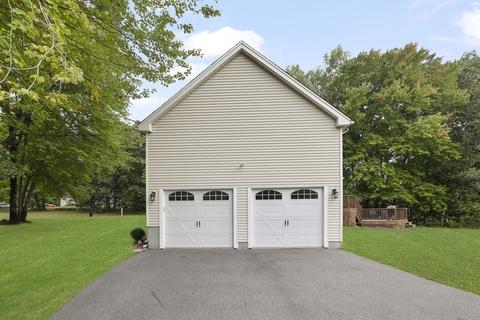 1 Mandy Dr, Blackstone, MA 01504 photo 4