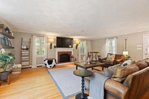 14 Dean Rd, Reading, MA 01867 photo 18