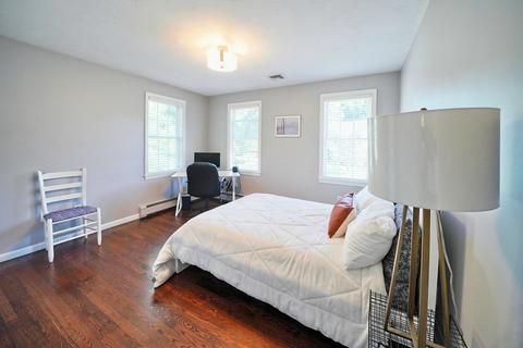 27 Darwin Ln, Walpole, MA 02081 photo 17