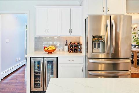27 Darwin Ln, Walpole, MA 02081 photo 9