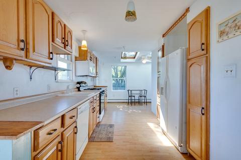 32 R St, Hull, MA 02045 photo 8