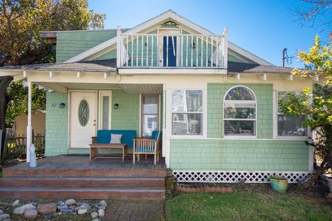 32 R St, Hull, MA 02045 photo 1