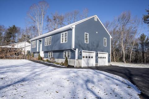 332 Hill St, Raynham, MA 02767 photo 2