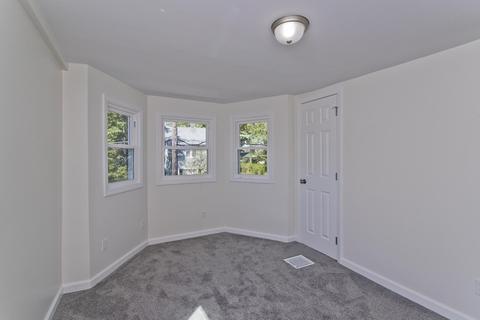 31 Silver St, West Springfield, MA 01089 photo 24