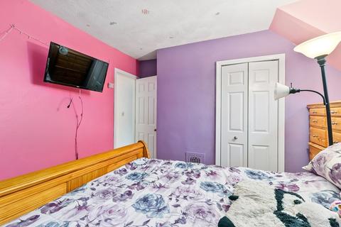 44 Wright St, Stoneham, MA 02180 photo 25