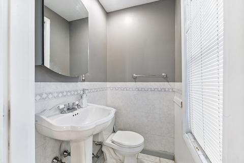 44 Wright St, Stoneham, MA 02180 photo 8