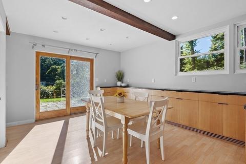 28 Tuttle Dr, Acton, MA 01720 photo 9