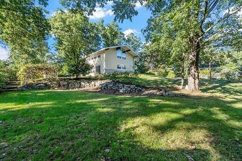 28 Tuttle Dr, Acton, MA 01720 photo 2