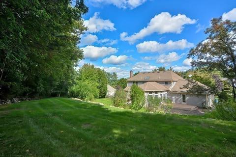 11 Dover Cir, Franklin, MA 02038 photo 32