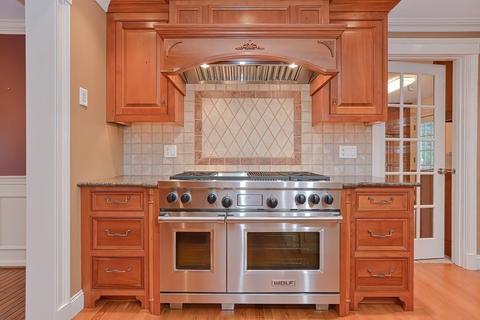11 Dover Cir, Franklin, MA 02038 photo 17