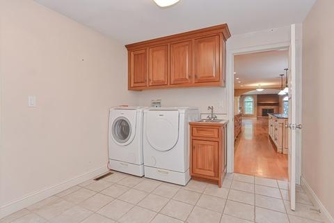 11 Dover Cir, Franklin, MA 02038 photo 29