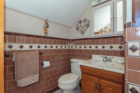 51 Sammet St, Everett, MA 02149 photo 14