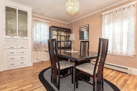 51 Sammet St, Everett, MA 02149 photo 4