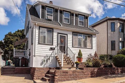 51 Sammet St, Everett, MA 02149 photo 1