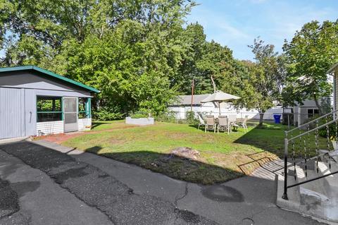 52 Boyer St, Springfield, MA 01109 photo 18