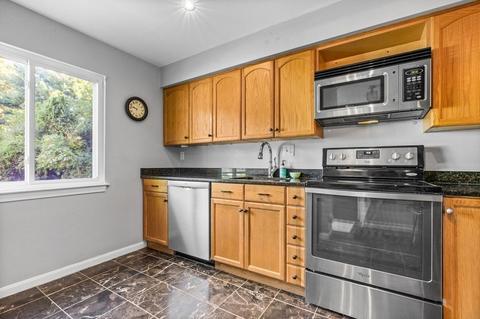 5 Beals Cove Rd #B, Hingham, MA 02043 photo 4