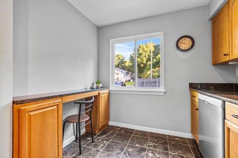 5 Beals Cove Rd #B, Hingham, MA 02043 photo 7