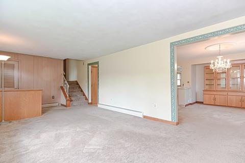 22 Volk Rd, Dedham, MA 02026 photo 11