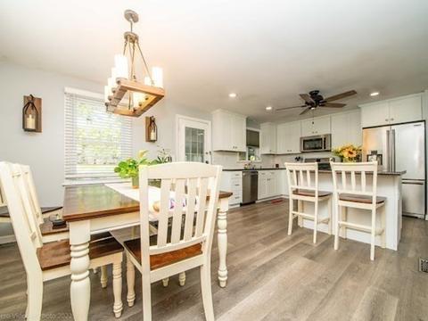 649 Middle Rd, Acushnet, MA 02743 photo 10