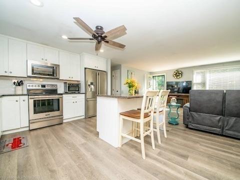 649 Middle Rd, Acushnet, MA 02743 photo 3