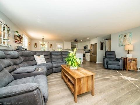 649 Middle Rd, Acushnet, MA 02743 photo 8