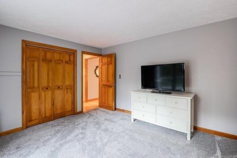 283 Maple St, Franklin, MA 02038 photo 13