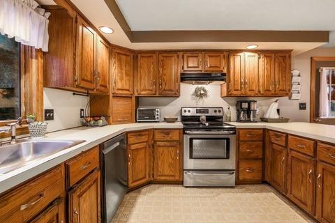 283 Maple St, Franklin, MA 02038 photo 6