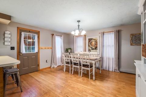 283 Maple St, Franklin, MA 02038 photo 8
