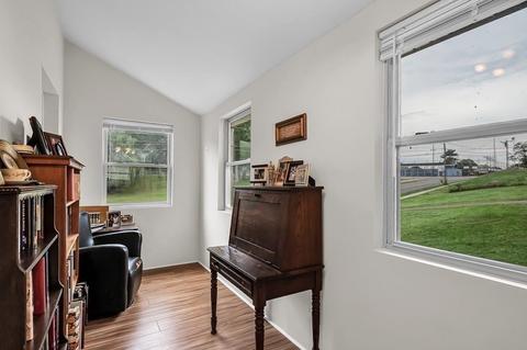 112 Center, Windsor Locks, CT 06096 photo 27