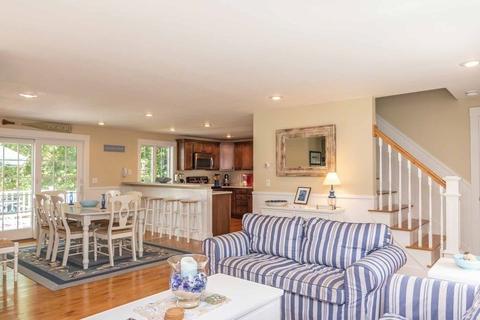 196 Springhill Rd, Tisbury, MA 02568 photo 6