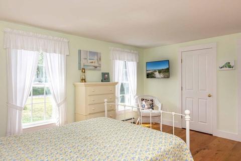 196 Springhill Rd, Tisbury, MA 02568 photo 17