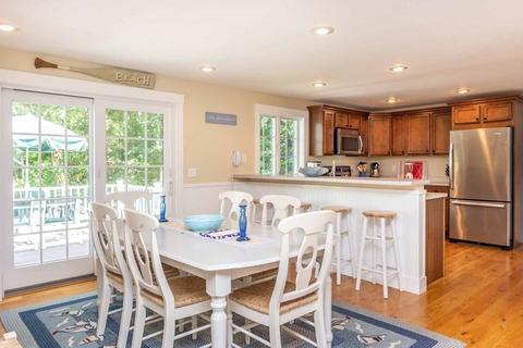 196 Springhill Rd, Tisbury, MA 02568 photo 8
