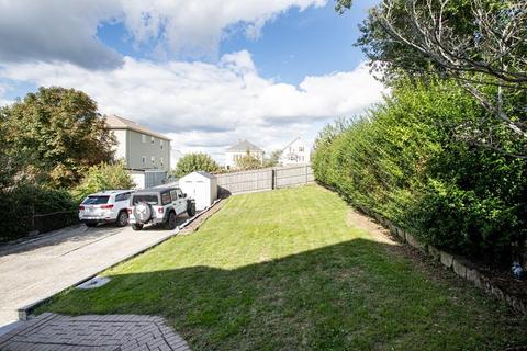 62 Emerson St, Fall River, MA 02720 photo 10