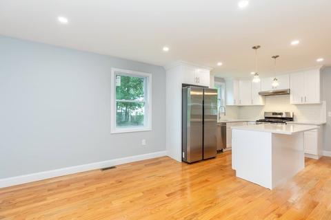 35 Willis Ave, Framingham, MA 01702 photo 16