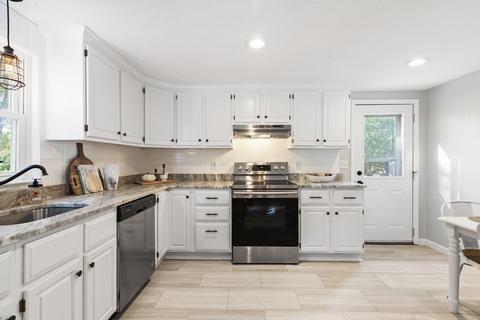 36 Standish Ave, Wareham, MA 02538 photo 12