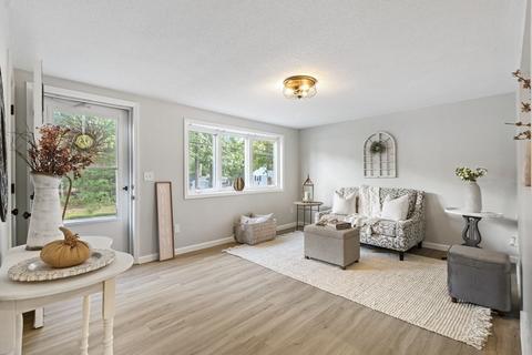 36 Standish Ave, Wareham, MA 02538 photo 5