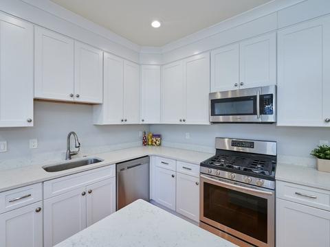 227 Hancock St #3, Everett, MA 02149 photo 3