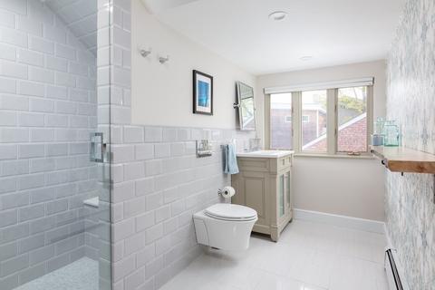 71 Jordan Rd, Brookline, MA 02445 photo 16
