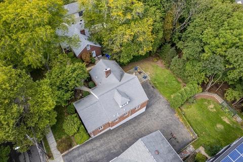 71 Jordan Rd, Brookline, MA 02445 photo 20