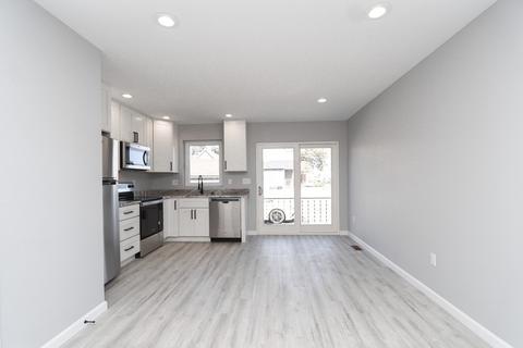 10-12 Brookline Ave, Springfield, MA 01107 photo 2