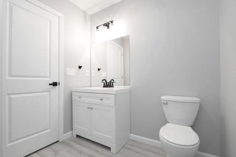 10-12 Brookline Ave, Springfield, MA 01107 photo 8