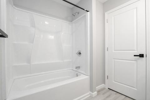 10-12 Brookline Ave, Springfield, MA 01107 photo 7
