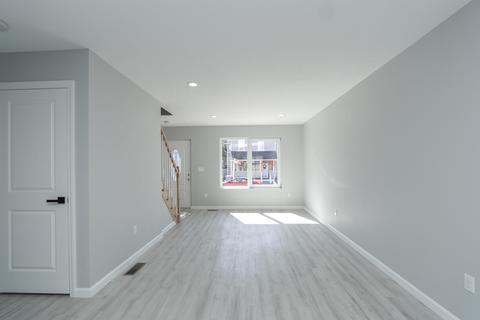 10-12 Brookline Ave, Springfield, MA 01107 photo 4