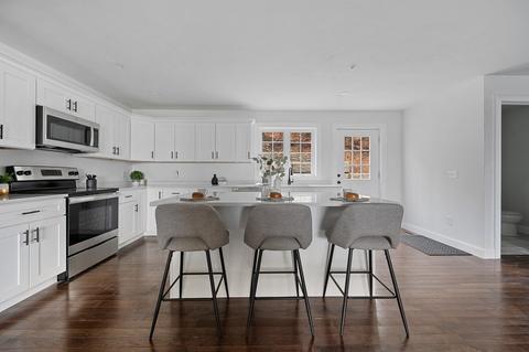 49 Chilmark St # b, Worcester, MA 01604 photo 9