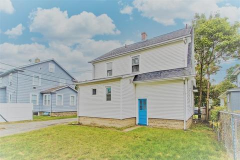 216 Middlesex St, Springfield, MA 01109 photo 2