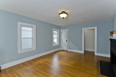 216 Middlesex St, Springfield, MA 01109 photo 5