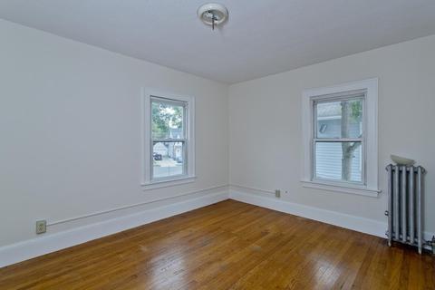 216 Middlesex St, Springfield, MA 01109 photo 19