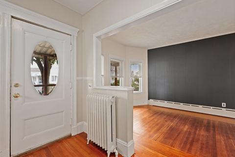 33 Haskell Ave, Everett, MA 02149 photo 4